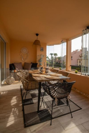 Aquamarine apartment in Marina Sotogrande, Torreguadiaro